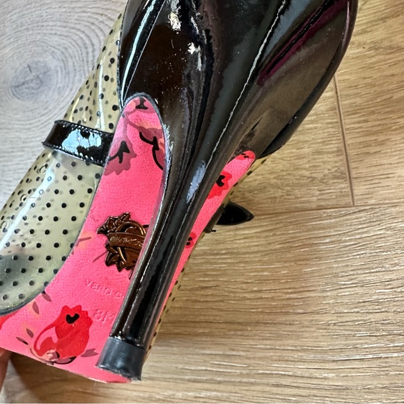 BETSY JOHNSON booties - Picture 3 of 5